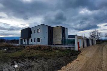 Casă - 0 camere de vanzare BARTOLOMEU - Brasov anunturi imobiliare Brasov