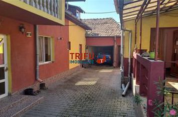 Casă - 4 camere de vanzare CENTRAL - Alba anunturi imobiliare Alba
