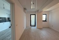 83.030 €, Garsonieră