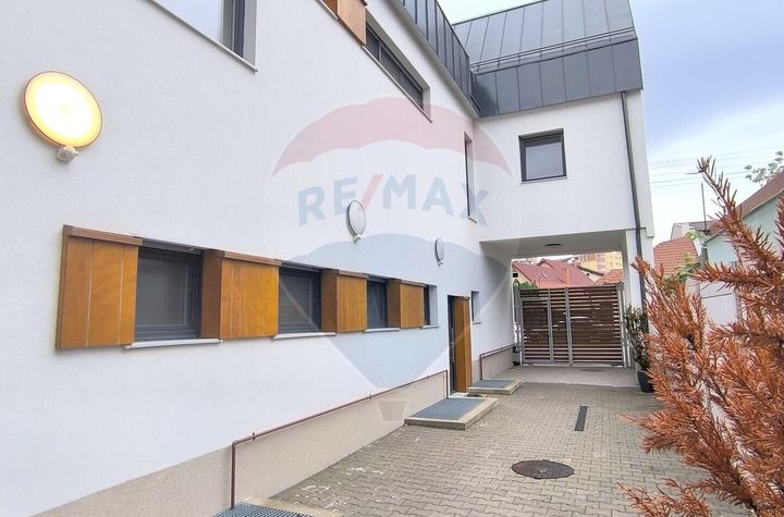 Duplex 2 unitati de vanzare 426 mp anunturi imobiliare Cluj