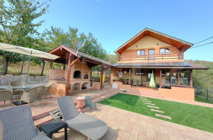 Casă - 4 camere de vanzare ALBA IULIA - Alba anunturi imobiliare Alba