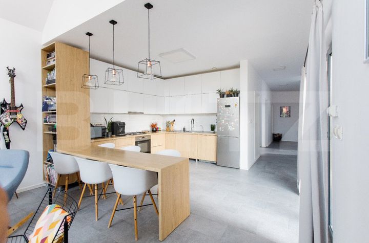 Vilă - 5 camere de vanzare CETATE - Alba anunturi imobiliare Alba