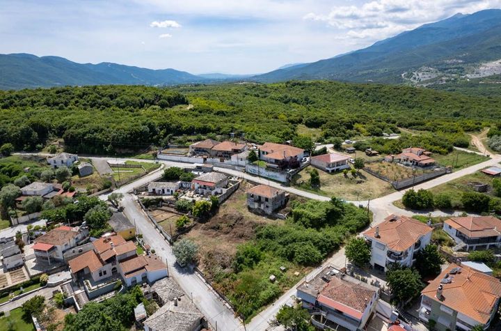 Teren construibil 821 mp în Akrovouni, Kavala anunturi imobiliare Grecia