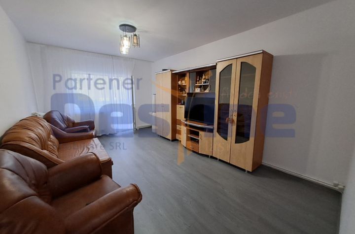 Apartament 3 camere de vanzare IASI - Iasi anunturi imobiliare Iasi