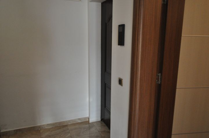Apartament 2 camere de vanzare TRACTORU - Brasov anunturi imobiliare Brasov