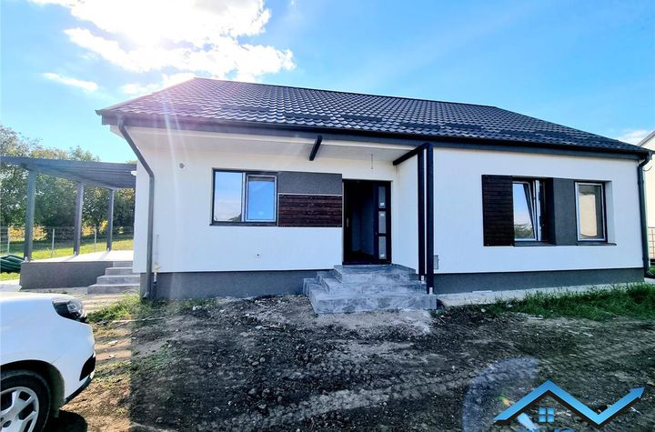 Casă - 3 camere de vanzare HOLBOCA - Iasi anunturi imobiliare Iasi