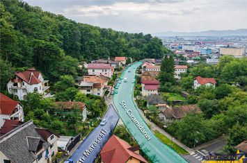 Apartament 9 camere de vanzare BARTOLOMEU - Brasov anunturi imobiliare Brasov