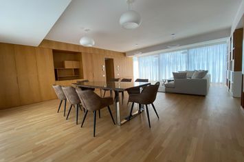 Apartament 4 camere de vanzare PRIMAVERII - Bucuresti anunturi imobiliare Bucuresti