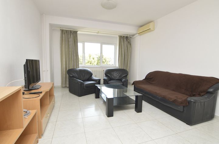 Apartament 3 camere de inchiriat UNIRII - Bucuresti anunturi imobiliare Bucuresti