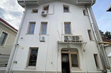 Vila individuala + curte | 286 mp | zona Floreasca anunturi imobiliare Bucuresti