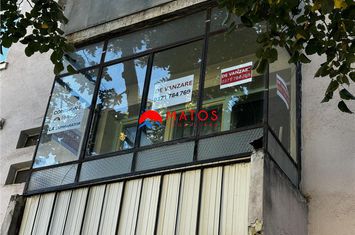 Apartament 3 camere de vanzare CENTRU - Prahova anunturi imobiliare Prahova