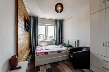 Apartament decomandat 3 camere - Vlaicu - Complet Renovat - COMISION 0 anunturi imobiliare Arad