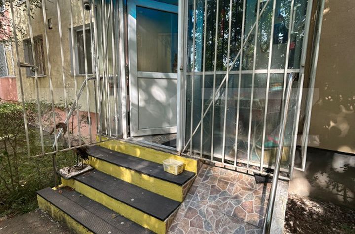 Apartament 3 camere de vanzare VLAHUTA - Brasov anunturi imobiliare Brasov