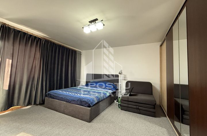 Apartament cu o camera, 38mp, renovat, luminos, zona Lunei anunturi imobiliare Timis