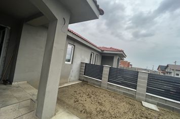 Casă - 4 camere de vanzare SAG - Timis anunturi imobiliare Timis
