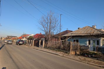 Casă - 3 camere de vanzare CENTRAL - Bacau anunturi imobiliare Bacau