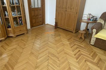 Apartament 3 camere de vanzare SUD - Vrancea anunturi imobiliare Vrancea