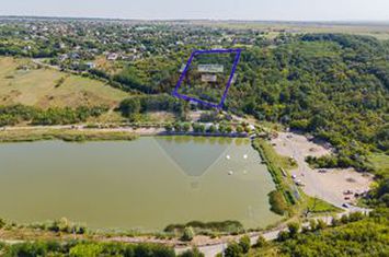Investiție Unică: Teren de Vânzare 11.330mp pe Lacul Aroneanu - Iași anunturi imobiliare Iasi
