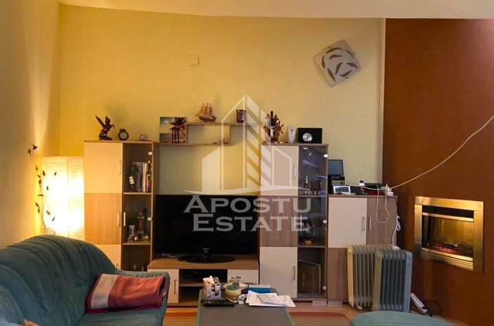 Casa +Spatiu comercial + apartament studio anunturi imobiliare Arad