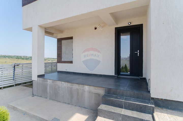 Apartament cu 2 camere de vânzare Rediu anunturi imobiliare Iasi