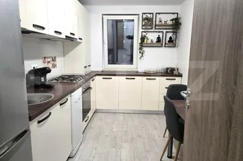 Apartament 2 camere de vanzare TRACTORU - Brasov anunturi imobiliare Brasov