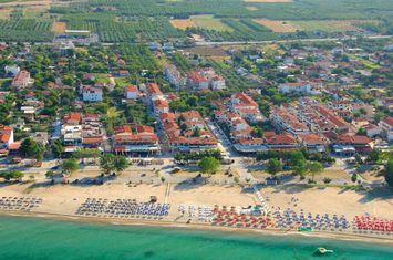Afacere turistică frontală la Aegean Sea, Kavala — teren 5.000 mp anunturi imobiliare Grecia