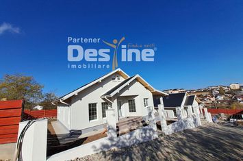 Casă - 4 camere de vanzare IASI - Iasi anunturi imobiliare Iasi