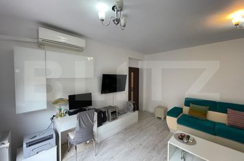 Apartament 3 camere de vanzare GEORGE ENESCU - Dolj anunturi imobiliare Dolj