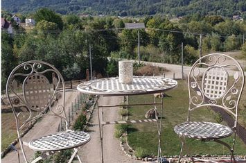 Casă - 6 camere de vanzare MARGINEA - Suceava anunturi imobiliare Suceava