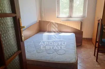 Apartament 3 camere, centrala proprie, zona Torontalului anunturi imobiliare Timis