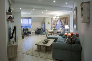Inchiriere penthouse 4 camere Ghencea | New Residence | 2 locuri de parcare anunturi imobiliare Bucuresti