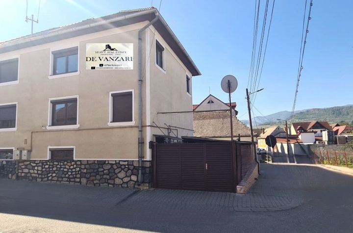Vilă - 6 camere de vanzare TALMACIU - Sibiu anunturi imobiliare Sibiu