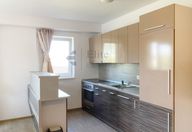 450 €, Apartament 2 camere