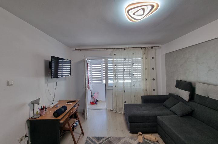 Apartament 2 camere de vanzare ULTRACENTRAL - Bacau anunturi imobiliare Bacau