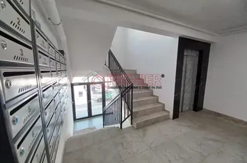 Apartament cu 2 camere pe Biruintei la Metrou Berceni anunturi imobiliare Bucuresti