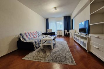 Unirii - Bld. Unirii - Piata Alba Iulia - 3 balcoane - stradal anunturi imobiliare Bucuresti