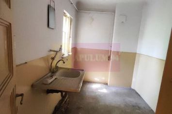 Apartament 2 Camere Dacia NECESITA RENOVARE CLADIRE INTERBELICA anunturi imobiliare Bucuresti