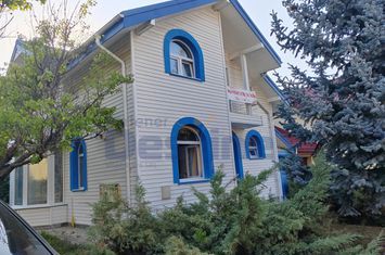 Casă - 4 camere de vanzare IASI - Iasi anunturi imobiliare Iasi