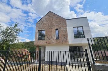 Vilă - 5 camere de vanzare FLORESTI - Cluj anunturi imobiliare Cluj