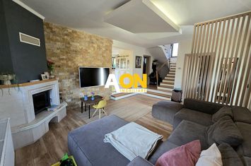 Casa Individuala 4 Camere, 2 Bai, 440mp Teren anunturi imobiliare Alba