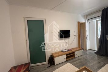 Garsoniera cu bucătărie separată de dormitor, Zona UMT anunturi imobiliare Timis