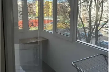Apartament 3 camere Dristor , stradal pe Ramnicu Valcea, cateva minute metrou anunturi imobiliare Bucuresti