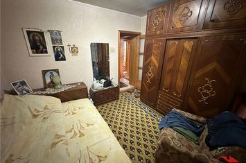 Apartament 3 camere de vanzare CENTRAL - Vrancea anunturi imobiliare Vrancea