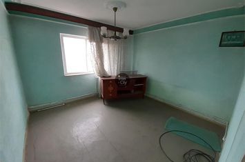 Apartament 3 camere de vanzare DACIA - Iasi anunturi imobiliare Iasi