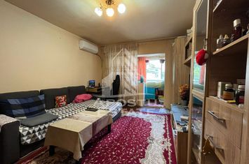 Apartament cu 3 camere, semidecomandat, etaj intermediar, Dambovita anunturi imobiliare Timis