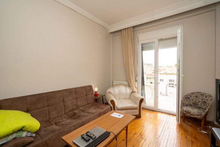 Garsonieră 45 mp în centrul Drama, etaj 3 anunturi imobiliare Grecia