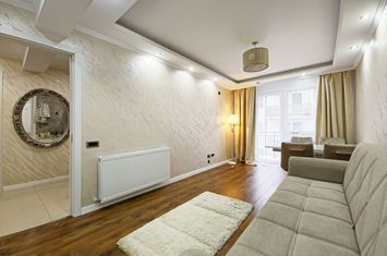 Apartament 2 camere, etaj intermediar, ultrafinisat, decomandat, Vivo anunturi imobiliare Cluj