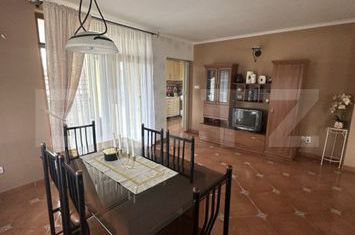 Casă - 4 camere de vanzare SATU MARE - Satu Mare anunturi imobiliare Satu Mare