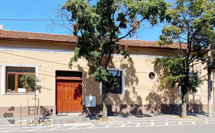 Casa cu teren 506 mp de vanzare central in Oradea anunturi imobiliare Bihor