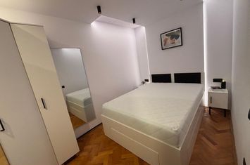 Apartament 3 camere de vanzare CLUJ-NAPOCA - Cluj anunturi imobiliare Cluj